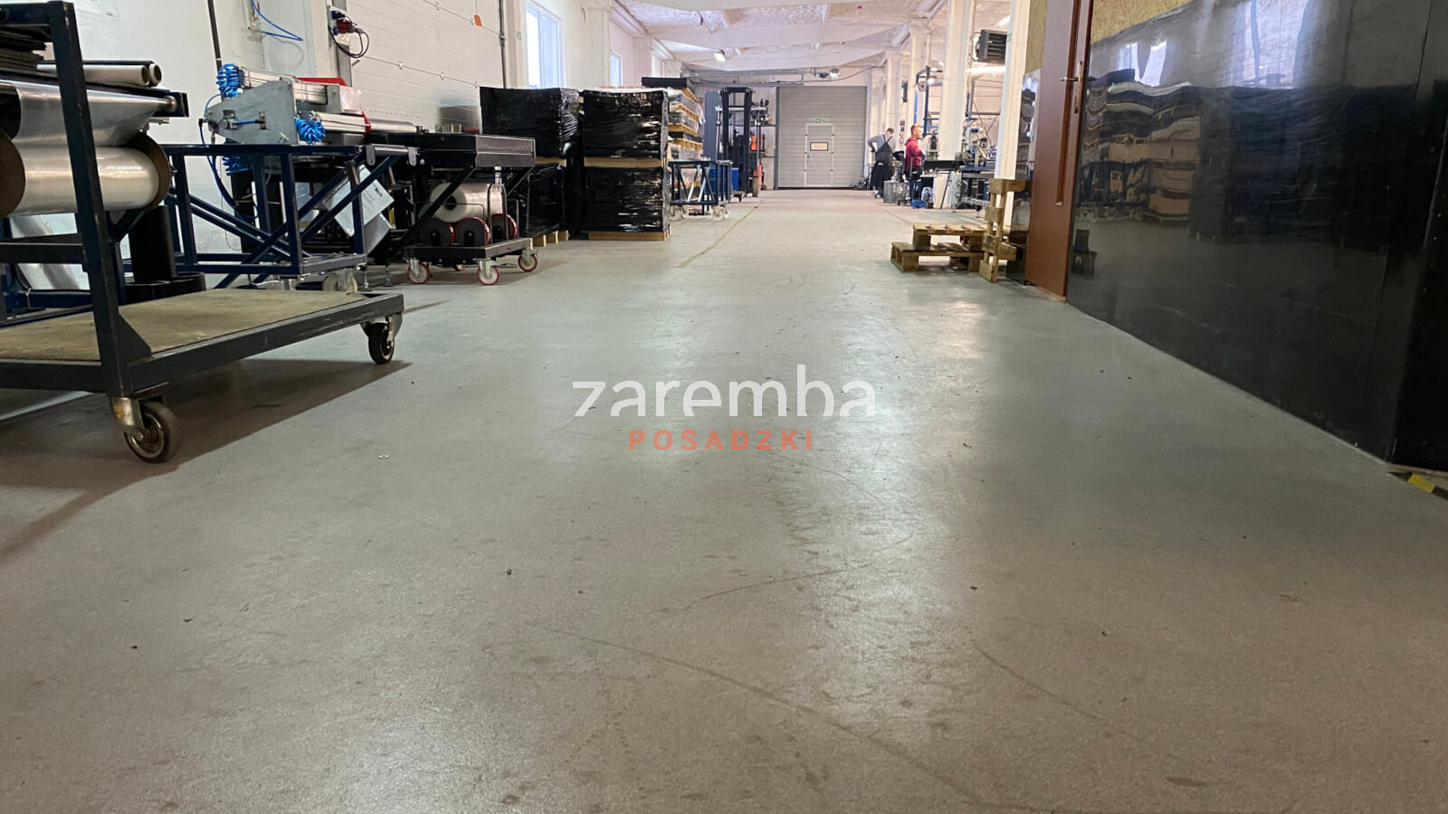 posadzka po naprawie - posadzki żywiczne zacierane