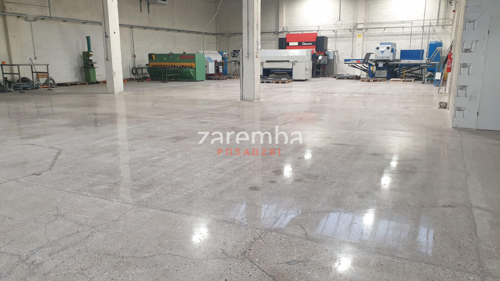 posadzka po remoncie - beton polerowany