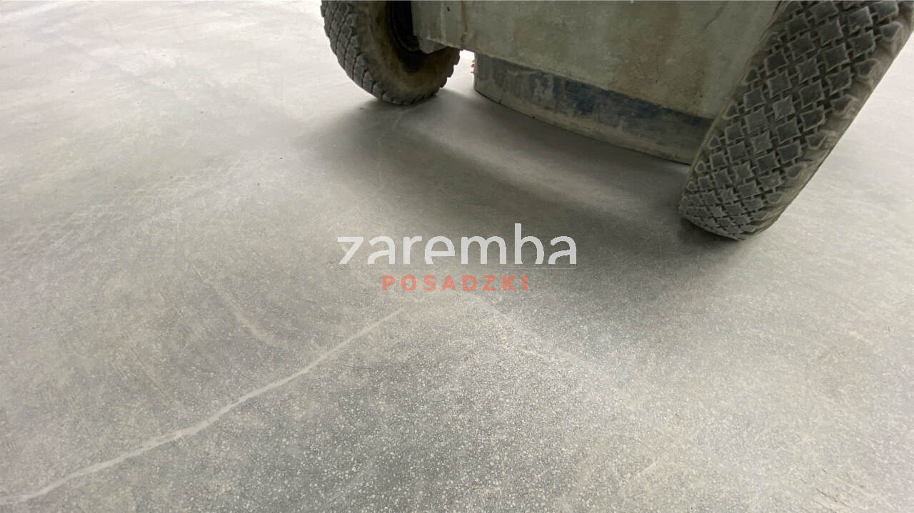 szlifowanie posadzek betonowych pod polerowanie