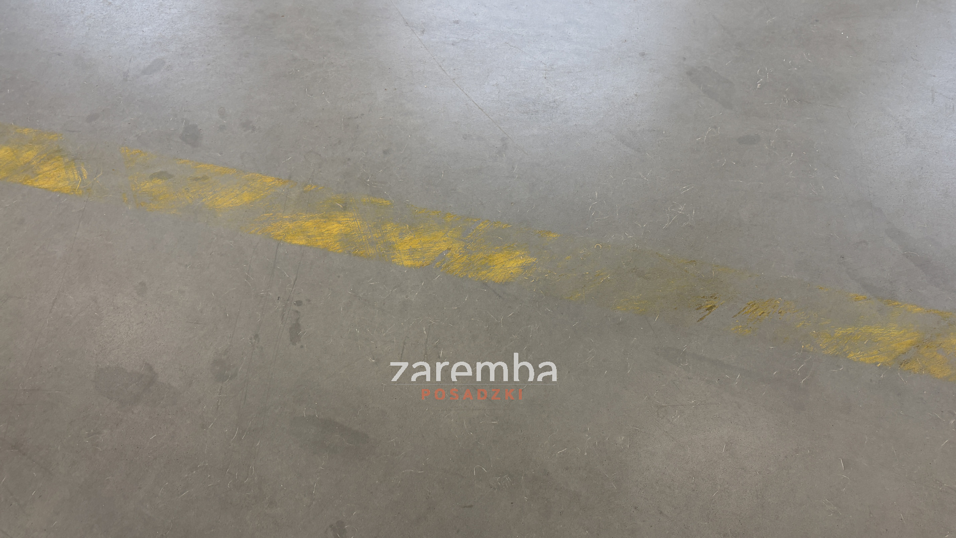 nietrwałe oznakowanie poziome malowanie linii