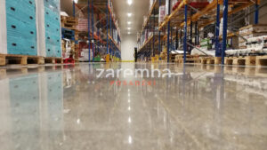 Posadzka w centrum dystrybucyjnym PO regeneracji
